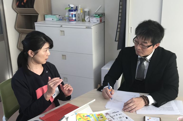 インタビュー中